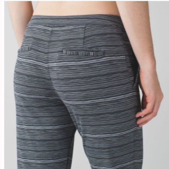 LULULEMON ⭐️ Athletica jet crop slim kuxtreme pants - Picture 3 of 10